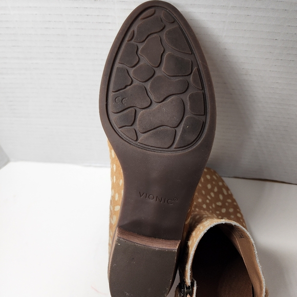Vionic Cecily Deer Print Calf Hair Double Zip Booties Sz 8.5 - Picture 8 of 8
